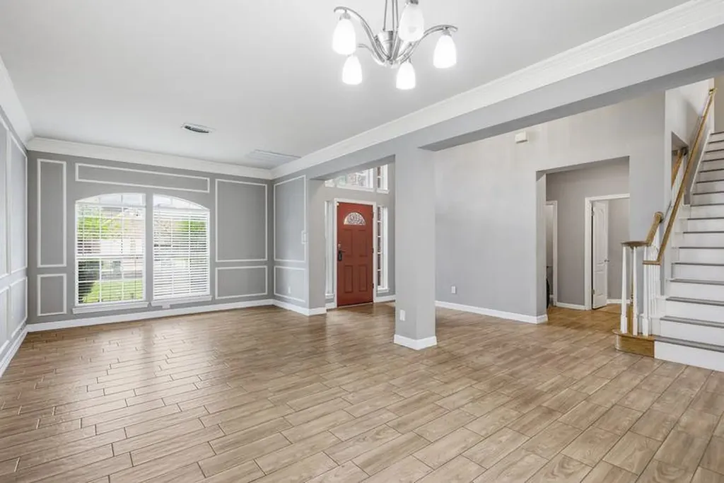 10008 Lachlan Drive Austin TX 78717