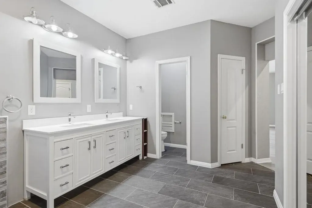 10008 Lachlan Drive Austin TX 78717