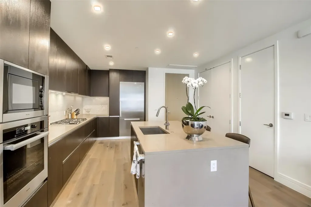501 West Avenue Austin TX 78701