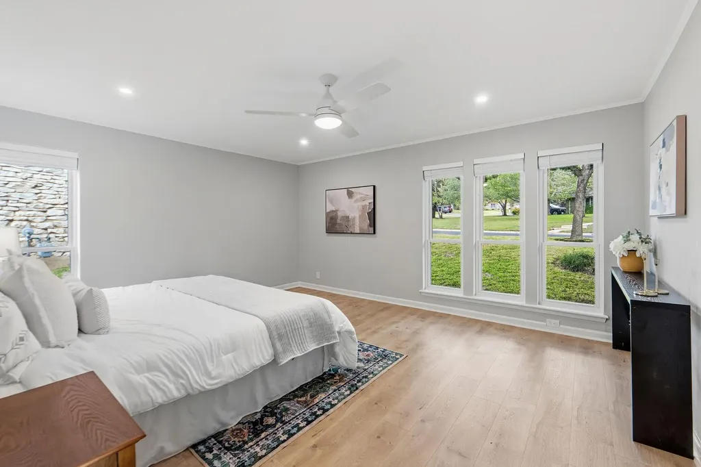 7603 Barcelona Cove Austin TX 78752