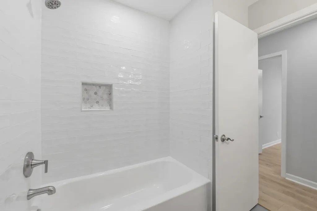 7603 Barcelona Cove Austin TX 78752