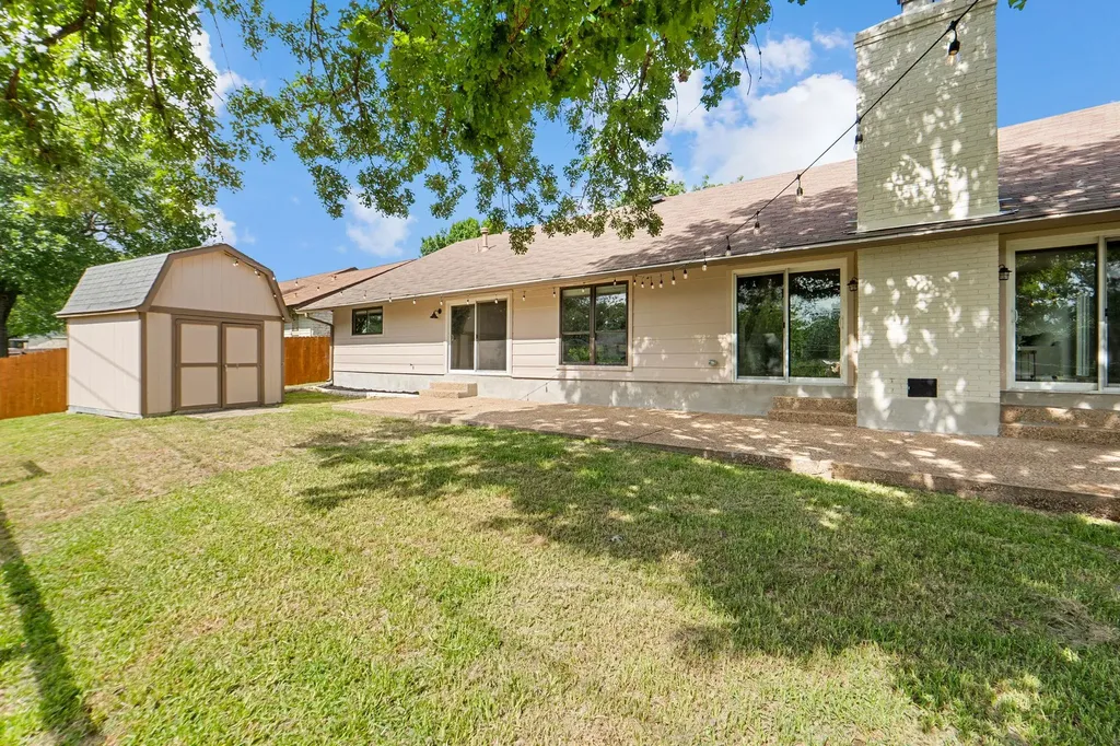 7603 Barcelona Cove Austin TX 78752