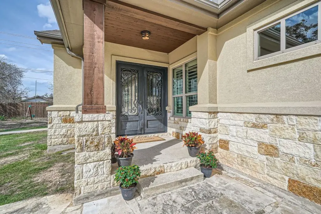 100 Dakota Drive Georgetown TX 78633