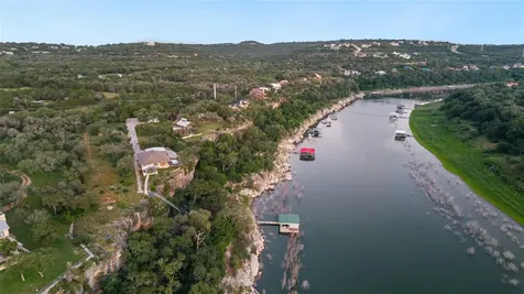 1104 Cliffview Drive Spicewood TX 78669