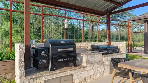 1104 Cliffview Drive Spicewood TX 78669