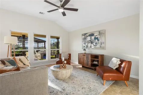 1104 Cliffview Drive Spicewood TX 78669