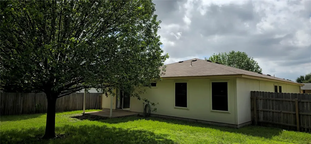 199 Tristans Way Buda TX 78610