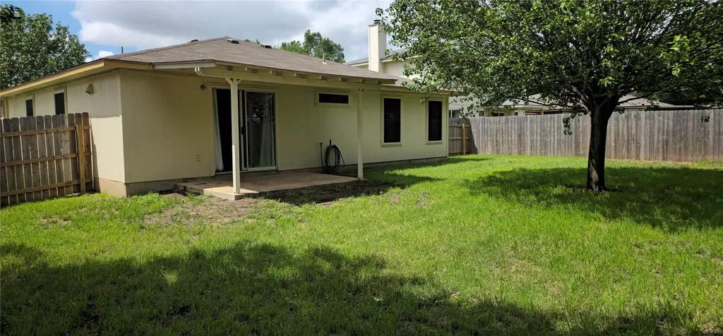 199 Tristans Way Buda TX 78610