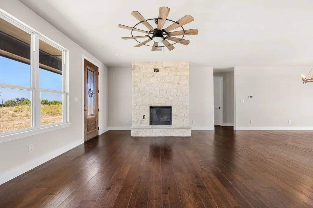 5777 County Road 236 Road Liberty Hill TX 78642