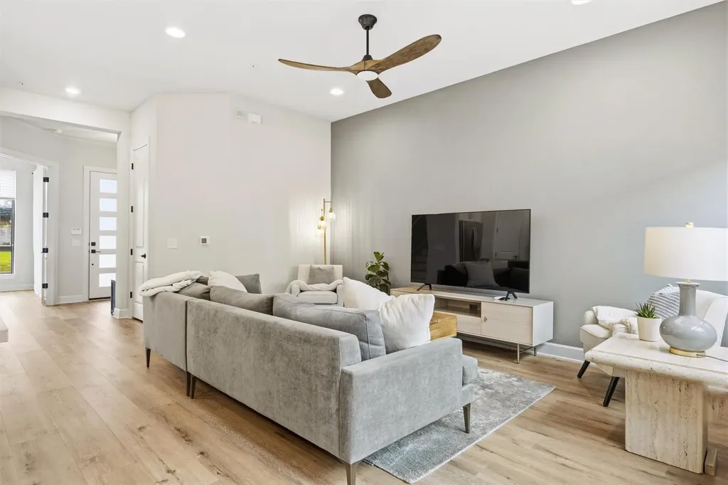 4704 Eberly Street Austin TX 78723