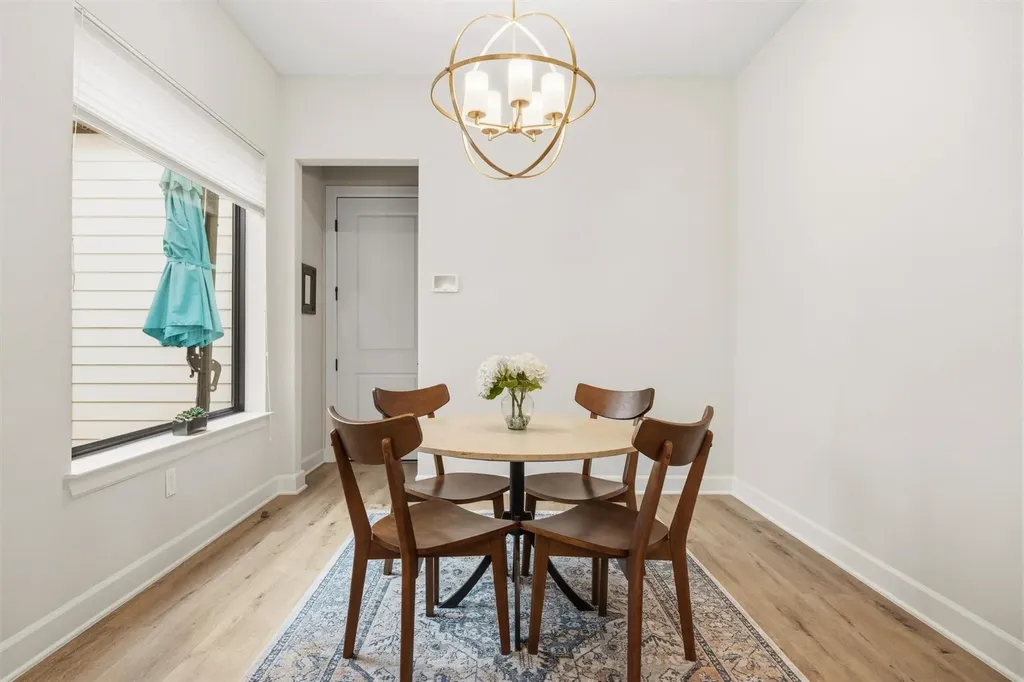 4704 Eberly Street Austin TX 78723
