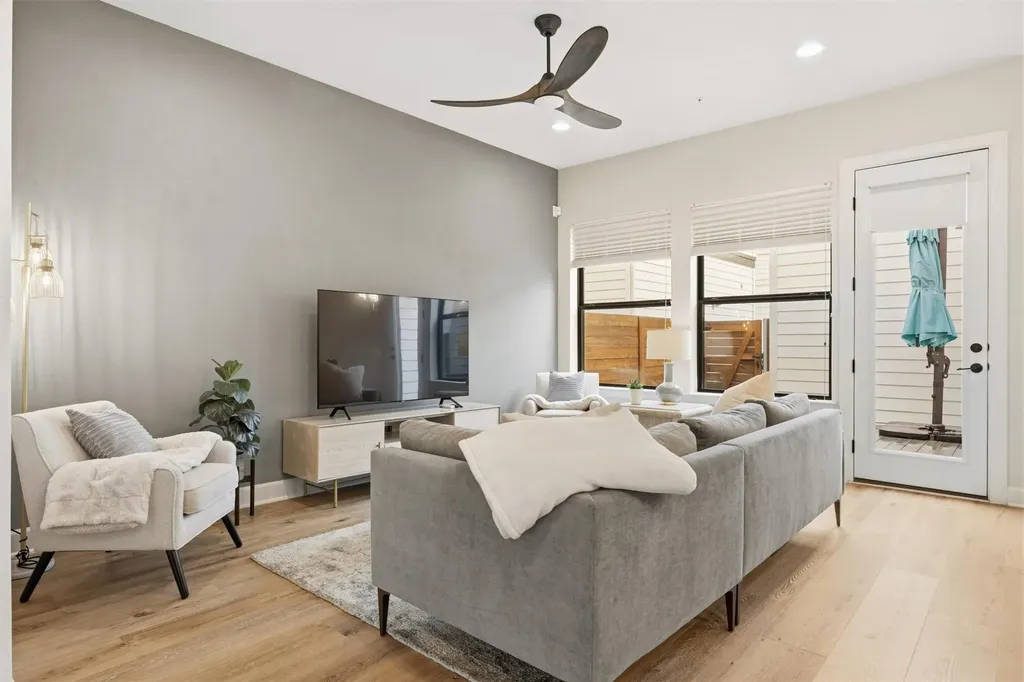 4704 Eberly Street Austin TX 78723