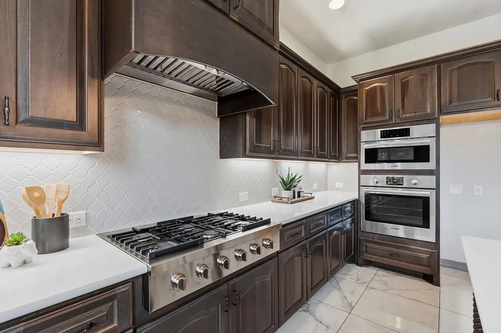 427 Bella Montagna Circle Austin TX 78734