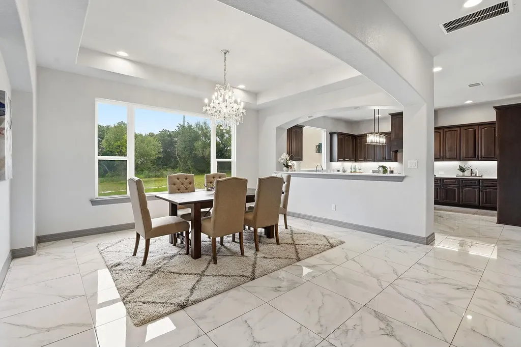427 Bella Montagna Circle Austin TX 78734