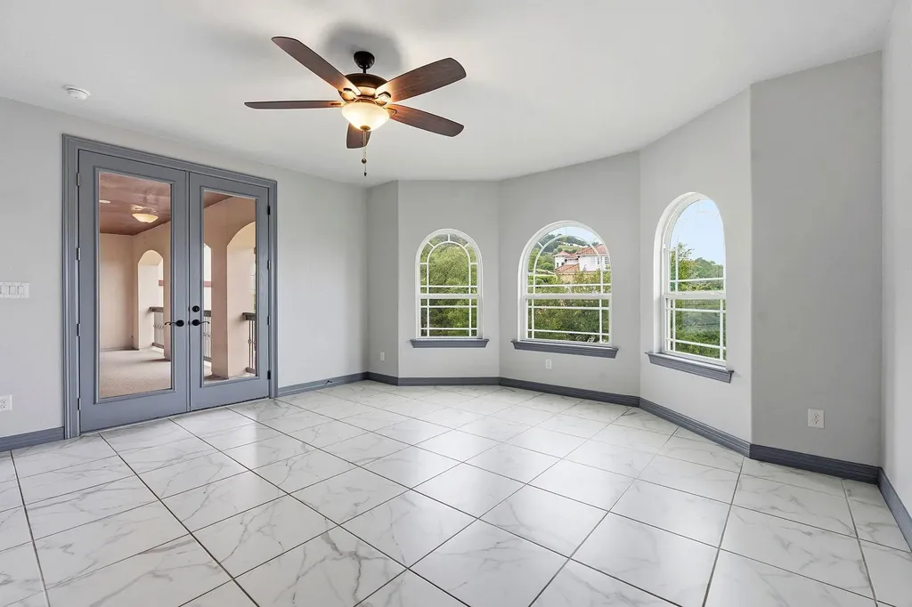 427 Bella Montagna Circle Austin TX 78734
