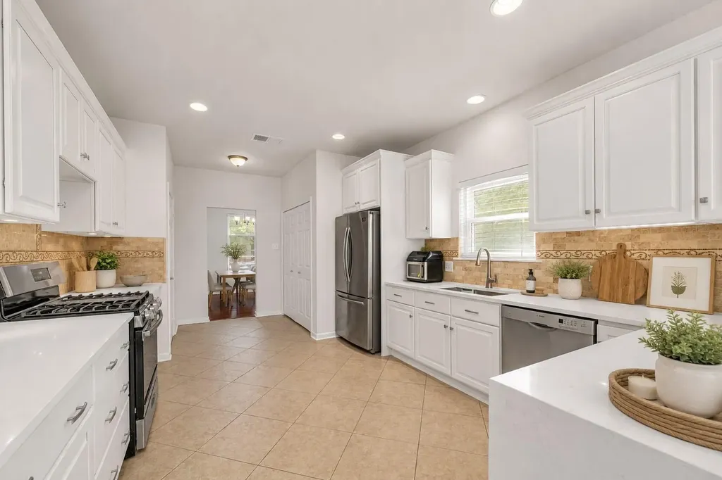 12528 Labrador Cove Austin TX 78729