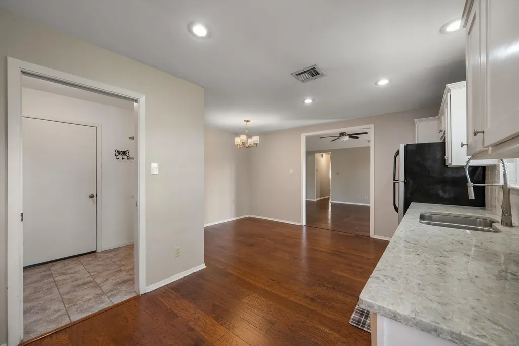 7402 Bucknell Drive Austin TX 78723