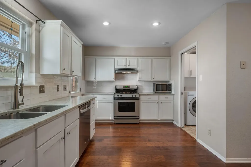 7402 Bucknell Drive Austin TX 78723