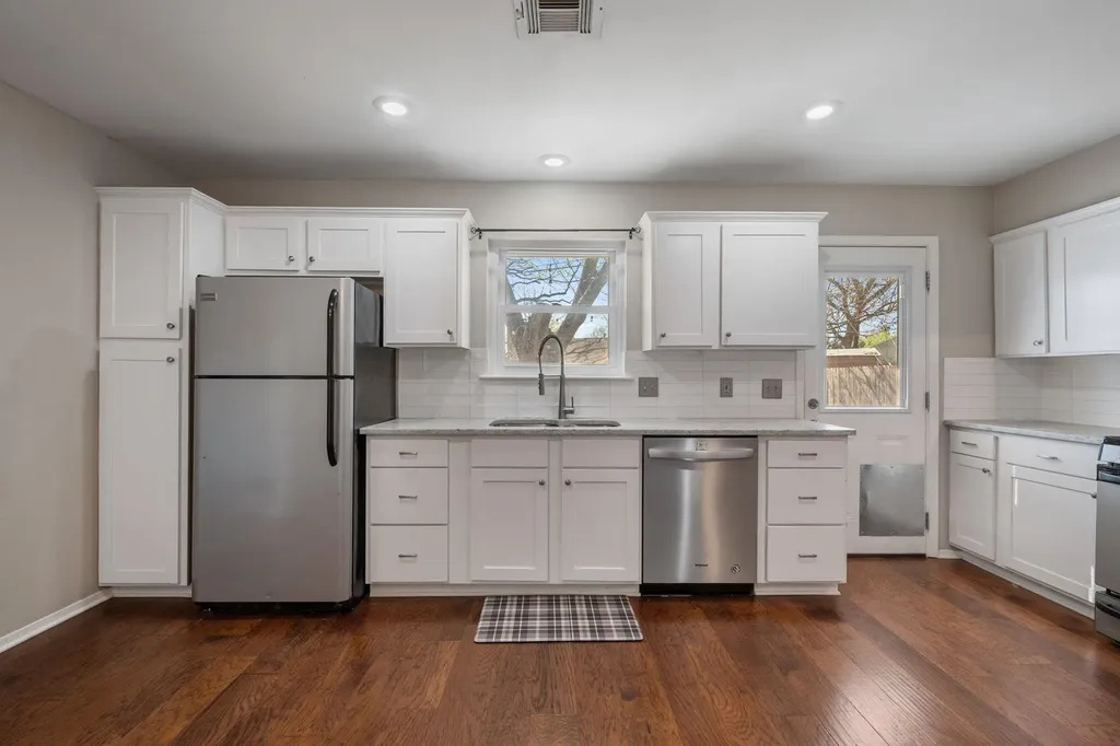 7402 Bucknell Drive Austin TX 78723