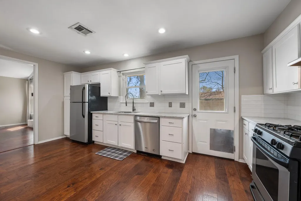 7402 Bucknell Drive Austin TX 78723