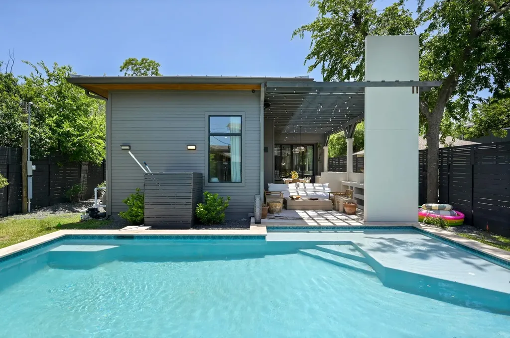 7810 Hardy Drive Austin TX 78757