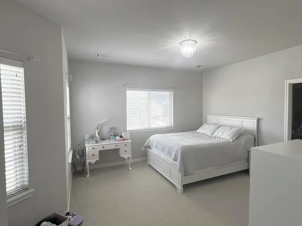 102 Waverly Spire Court Austin TX 78738
