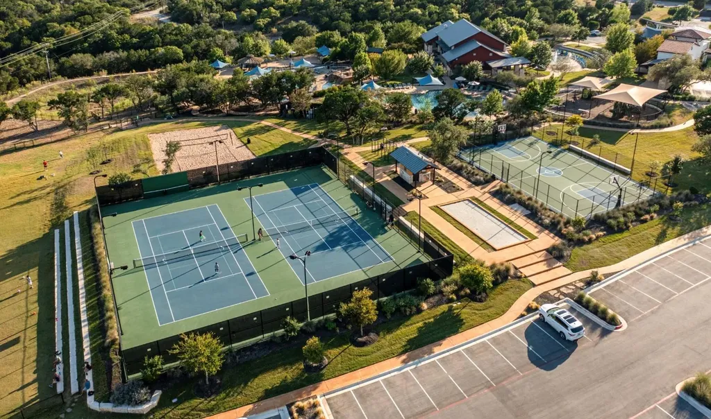 102 Waverly Spire Court Austin TX 78738