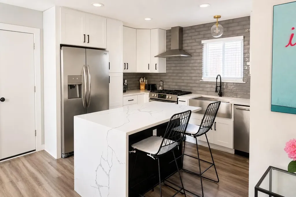 5405 Meadow Crest Austin TX 78744