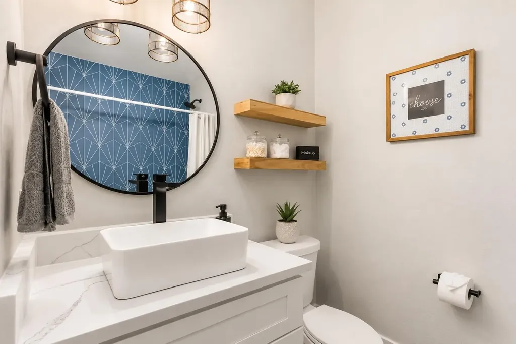 5405 Meadow Crest Austin TX 78744