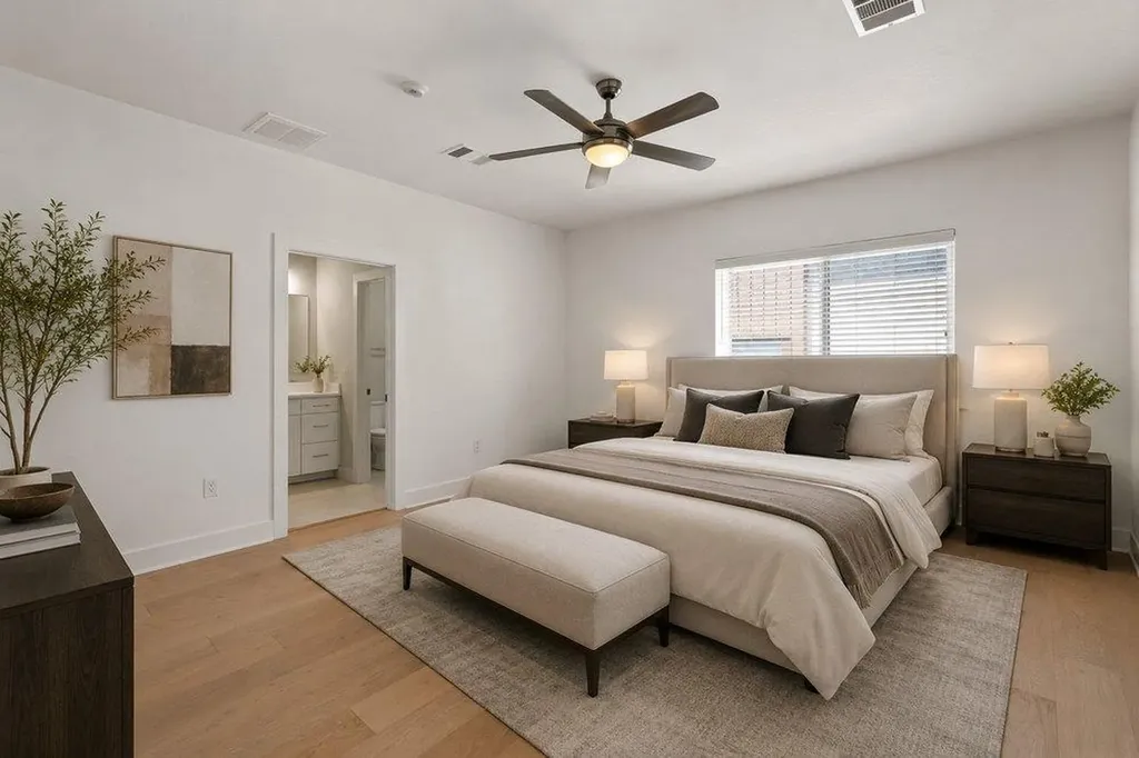 2827 Manor Road Austin TX 78722