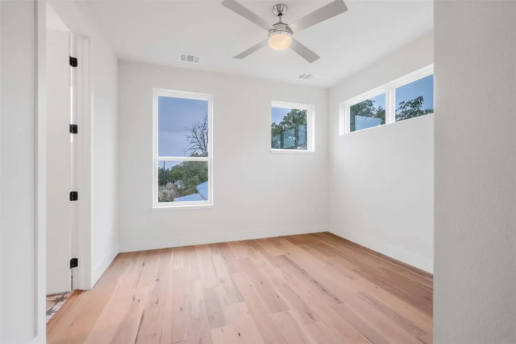 4513 S 3rd Street Austin TX 78745