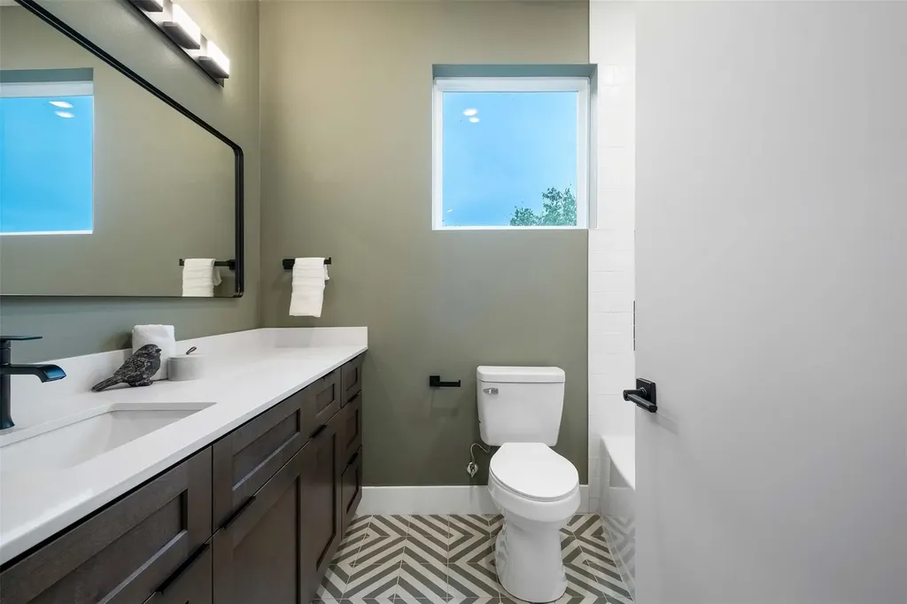 4513 S 3rd Street Austin TX 78745