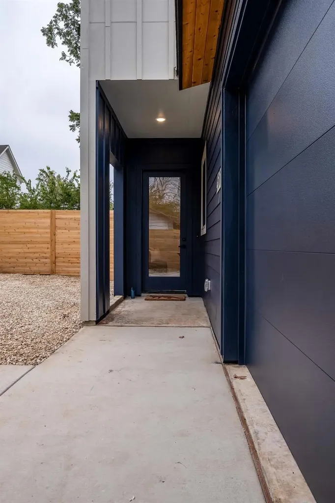 4513 S 3rd Street Austin TX 78745