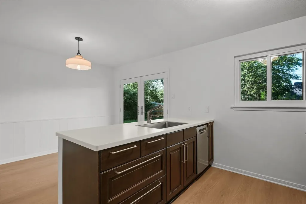 307 Sheffield Drive Austin TX 78745