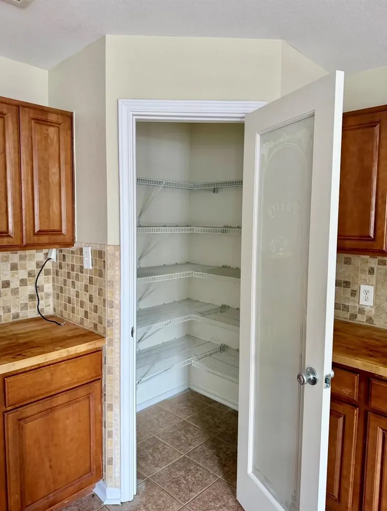 1148 Amberwood Loop Kyle TX 78640
