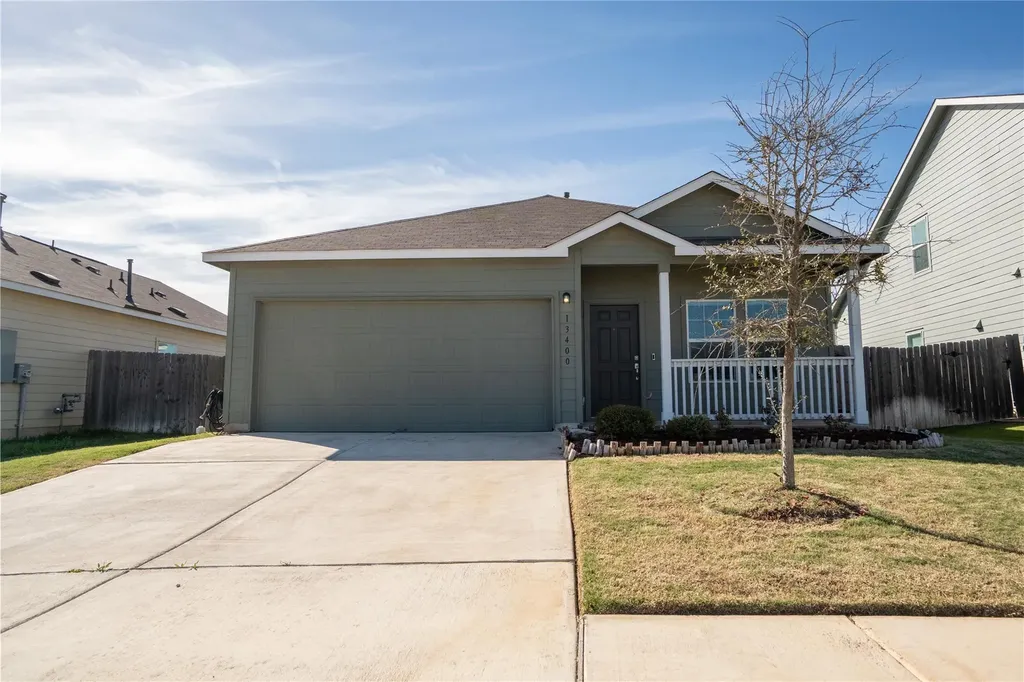 13400 Banquete Street Elgin TX 78621