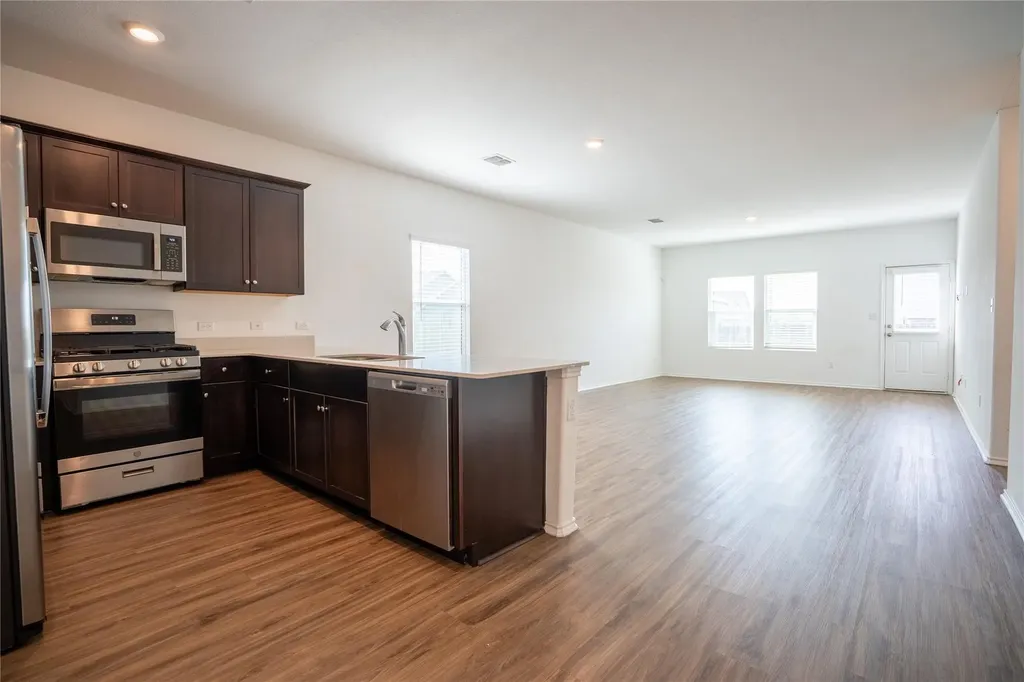 13400 Banquete Street Elgin TX 78621
