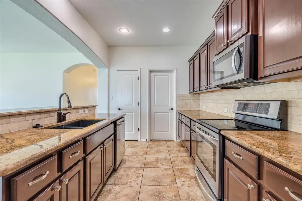 16829 Ruggio Road Pflugerville TX 78660