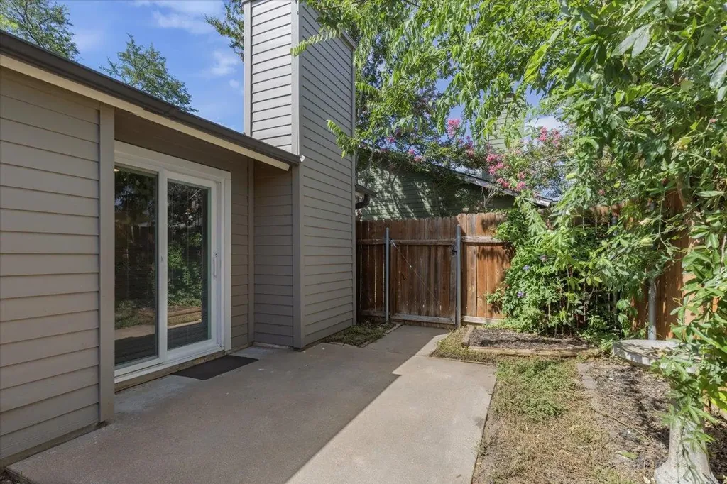 5805 W Gate Boulevard Austin TX 78745