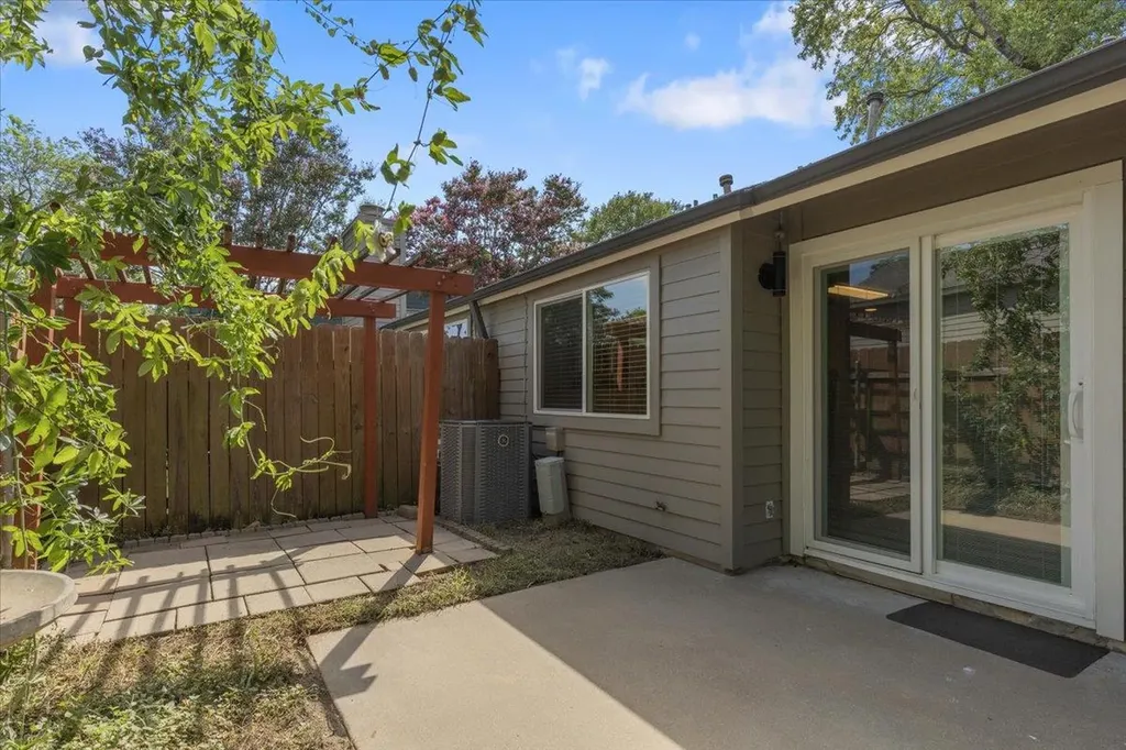 5805 W Gate Boulevard Austin TX 78745