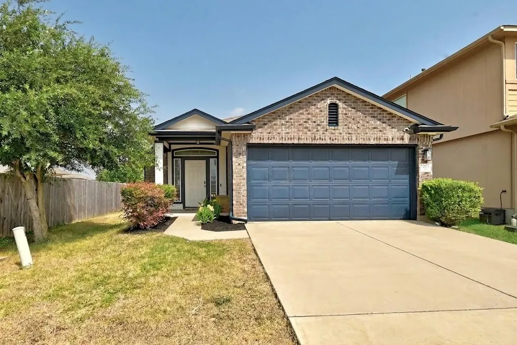 7004 Heine Farm Road Del Valle TX 78617