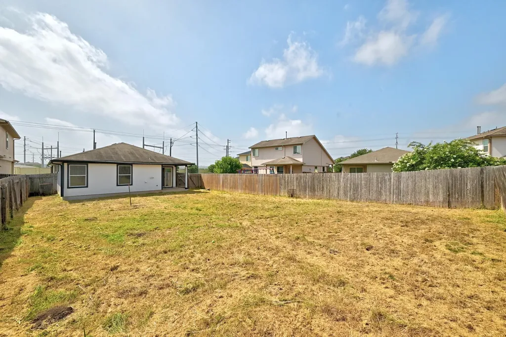7004 Heine Farm Road Del Valle TX 78617