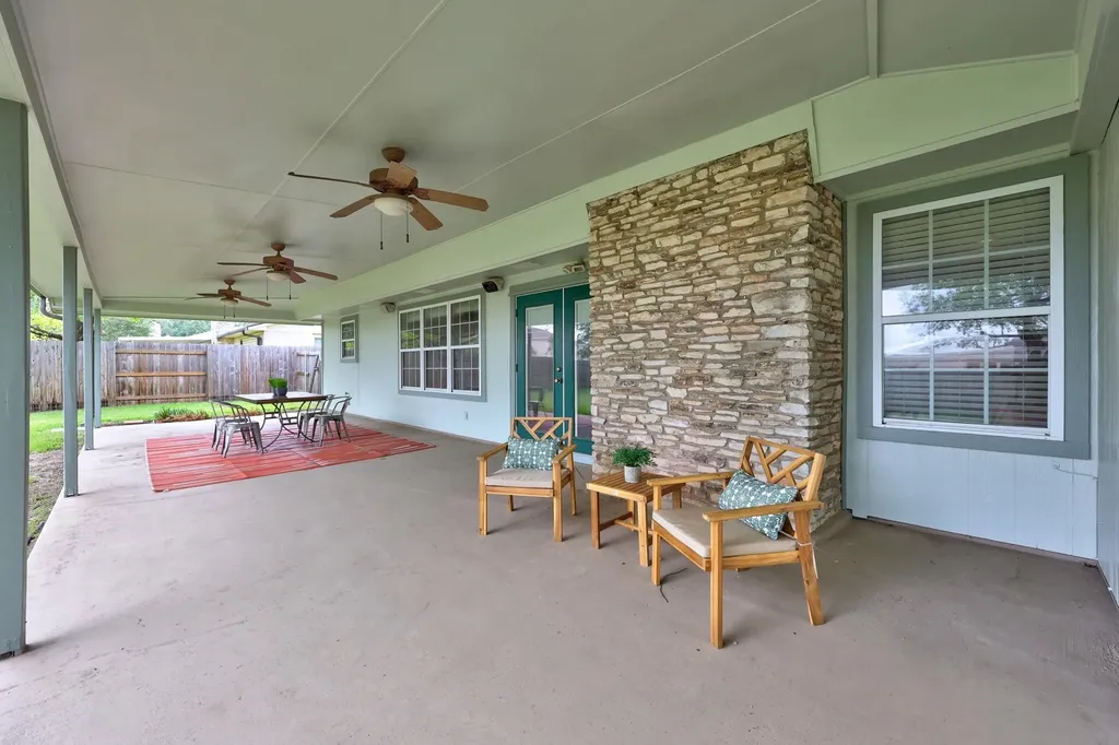 12400 Willow Wild Drive Austin TX 78758