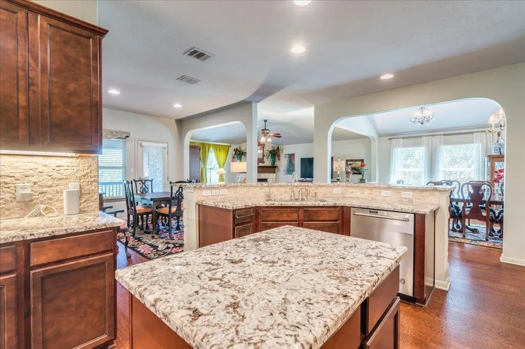 471 Limestone Trail Austin TX 78737