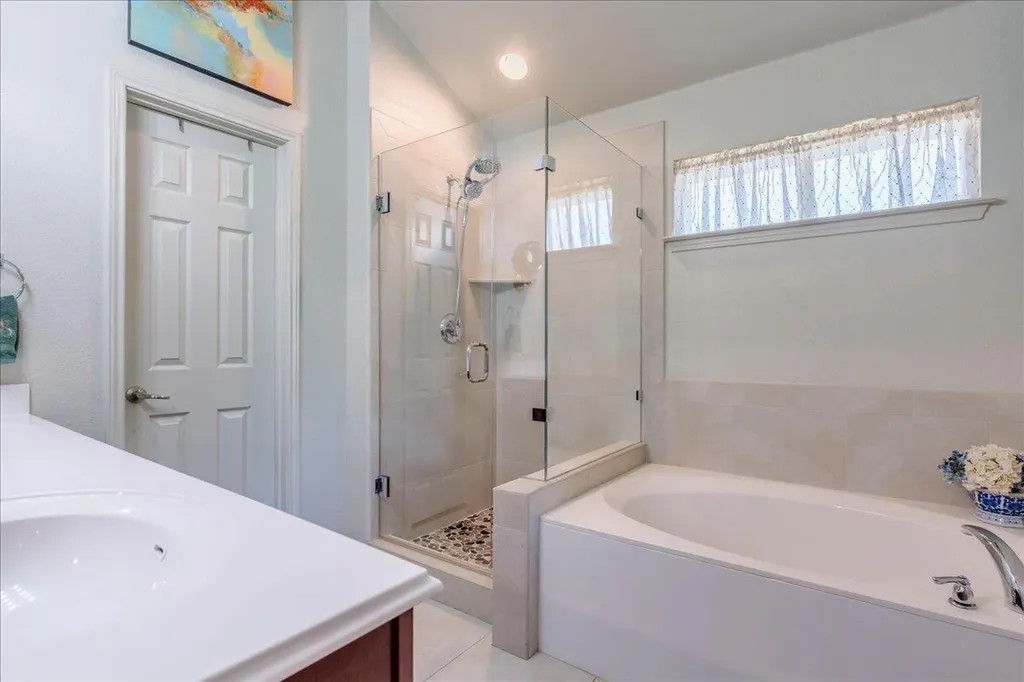 471 Limestone Trail Austin TX 78737