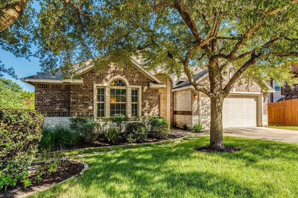 471 Limestone Trail Austin TX 78737