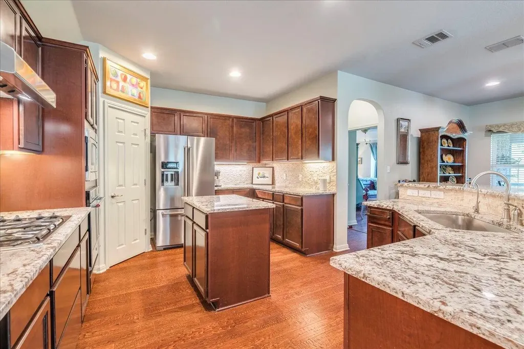 471 Limestone Trail Austin TX 78737