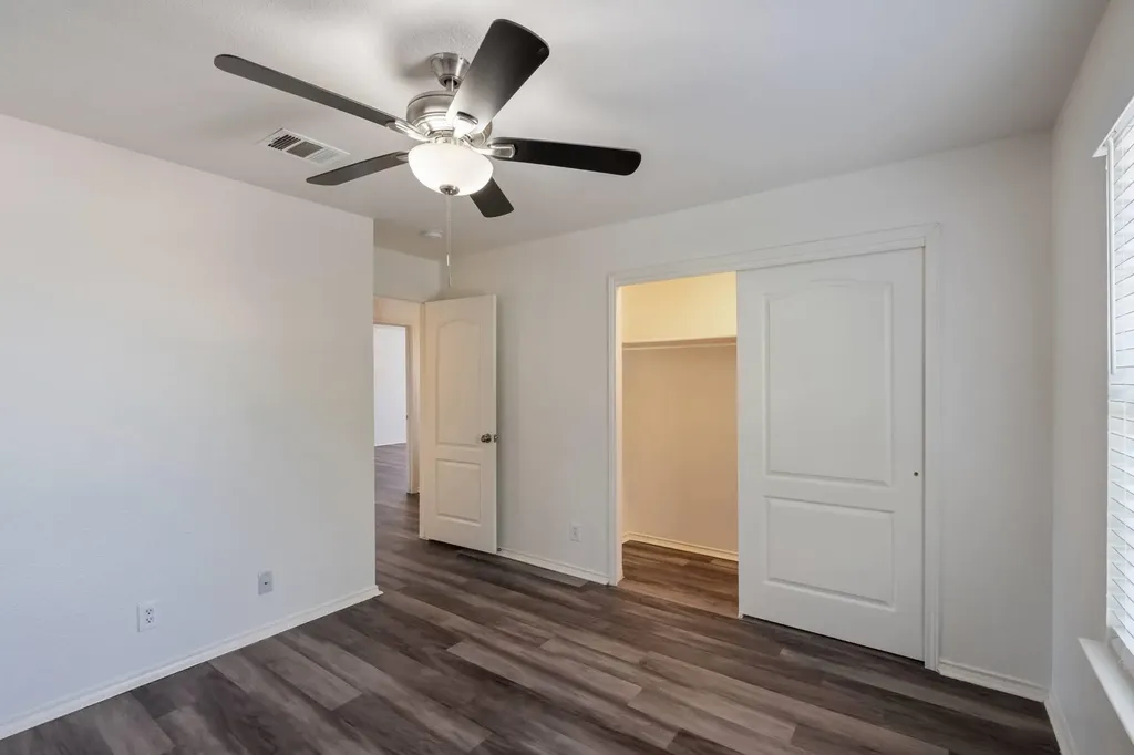 711 Abundance Lane Kyle TX 78640