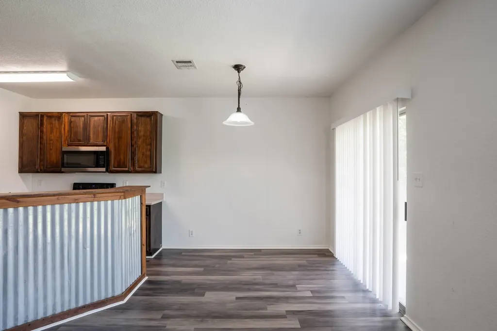 711 Abundance Lane Kyle TX 78640