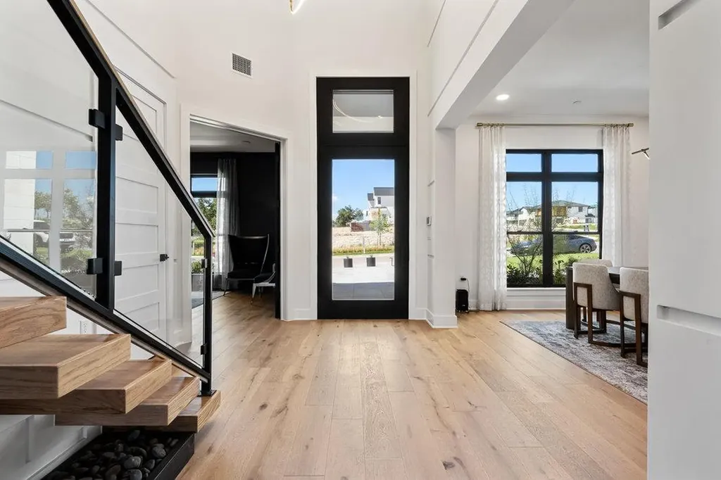 5903 Silent Nova View Austin TX 78730
